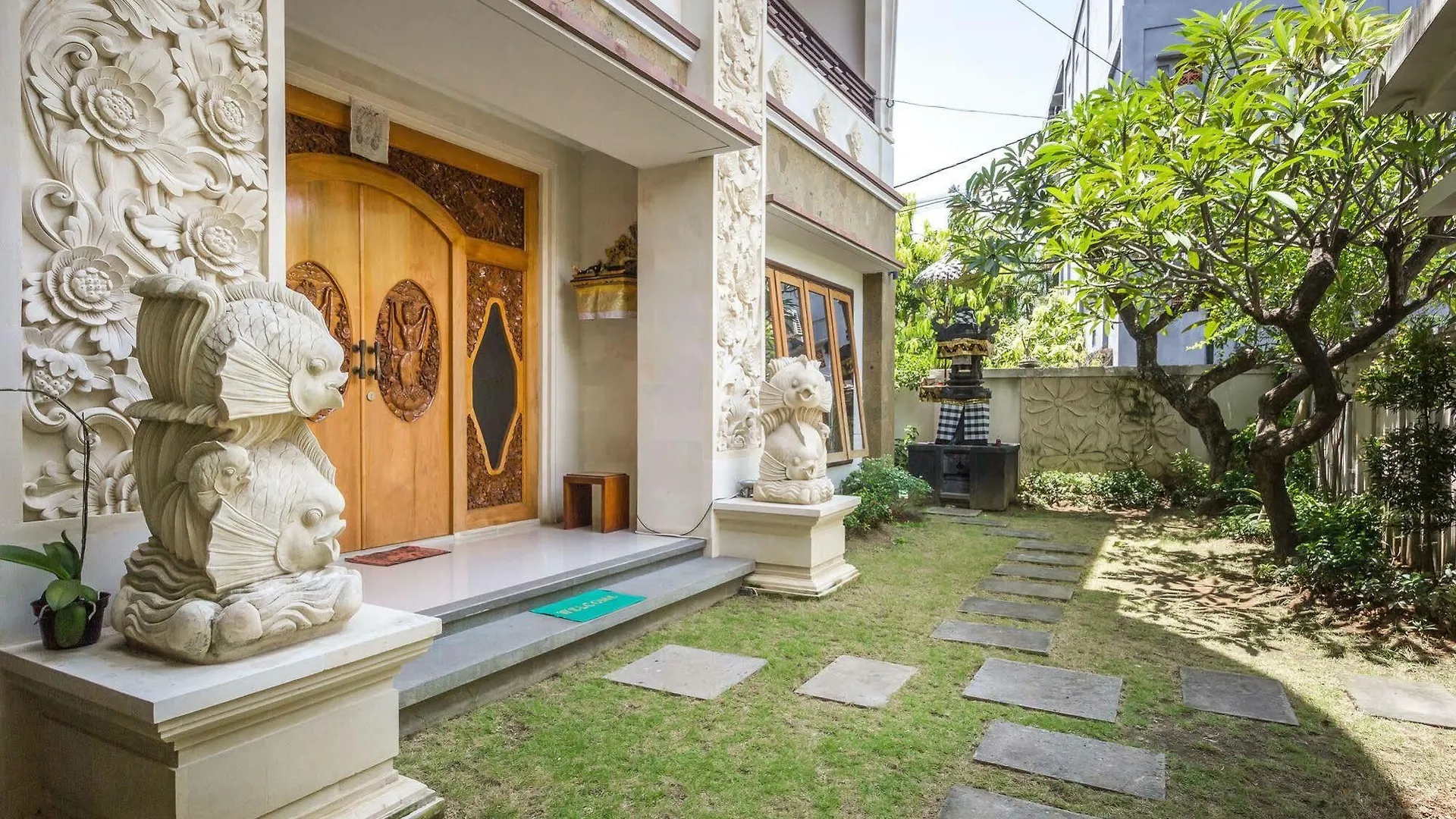 **  Reddoorz @ Kingkong Lane Kuta Guest House Kuta  Indonesia